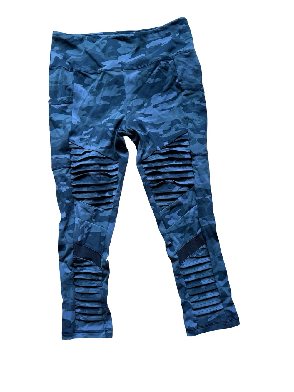 2112 Constantly Varied Gear Black Grey Moto Camo Ribbed-Knee Capri Leggings